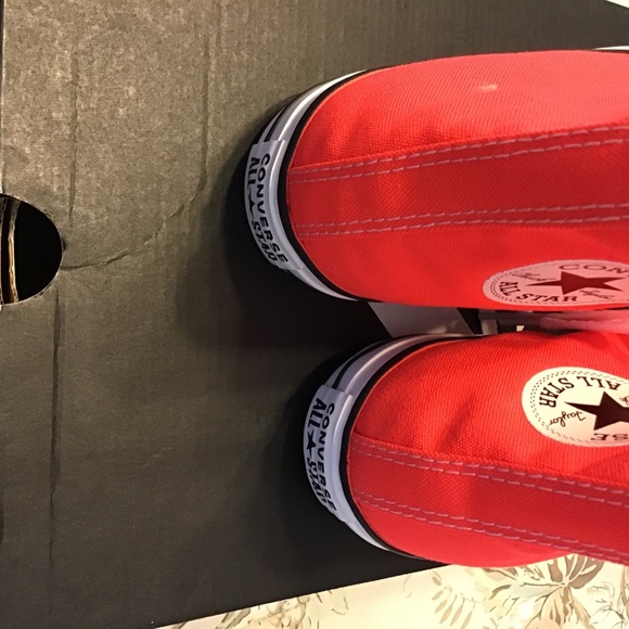 Shoes - Picture 4 of 4